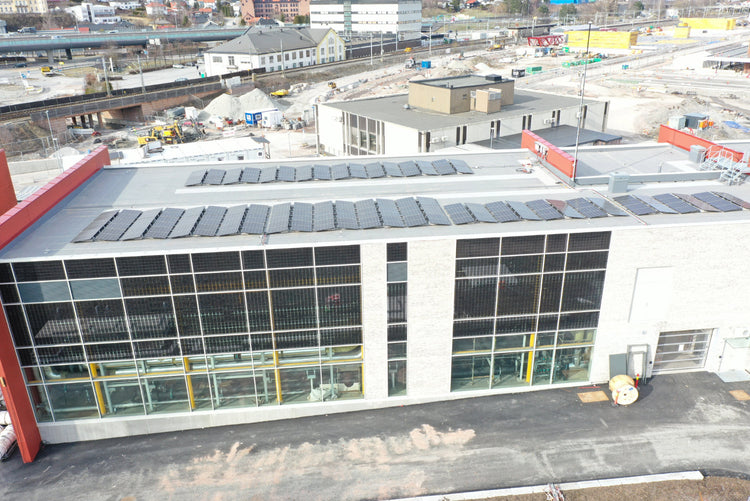 Stort potensial for solenergi på næringsbygg i Norge